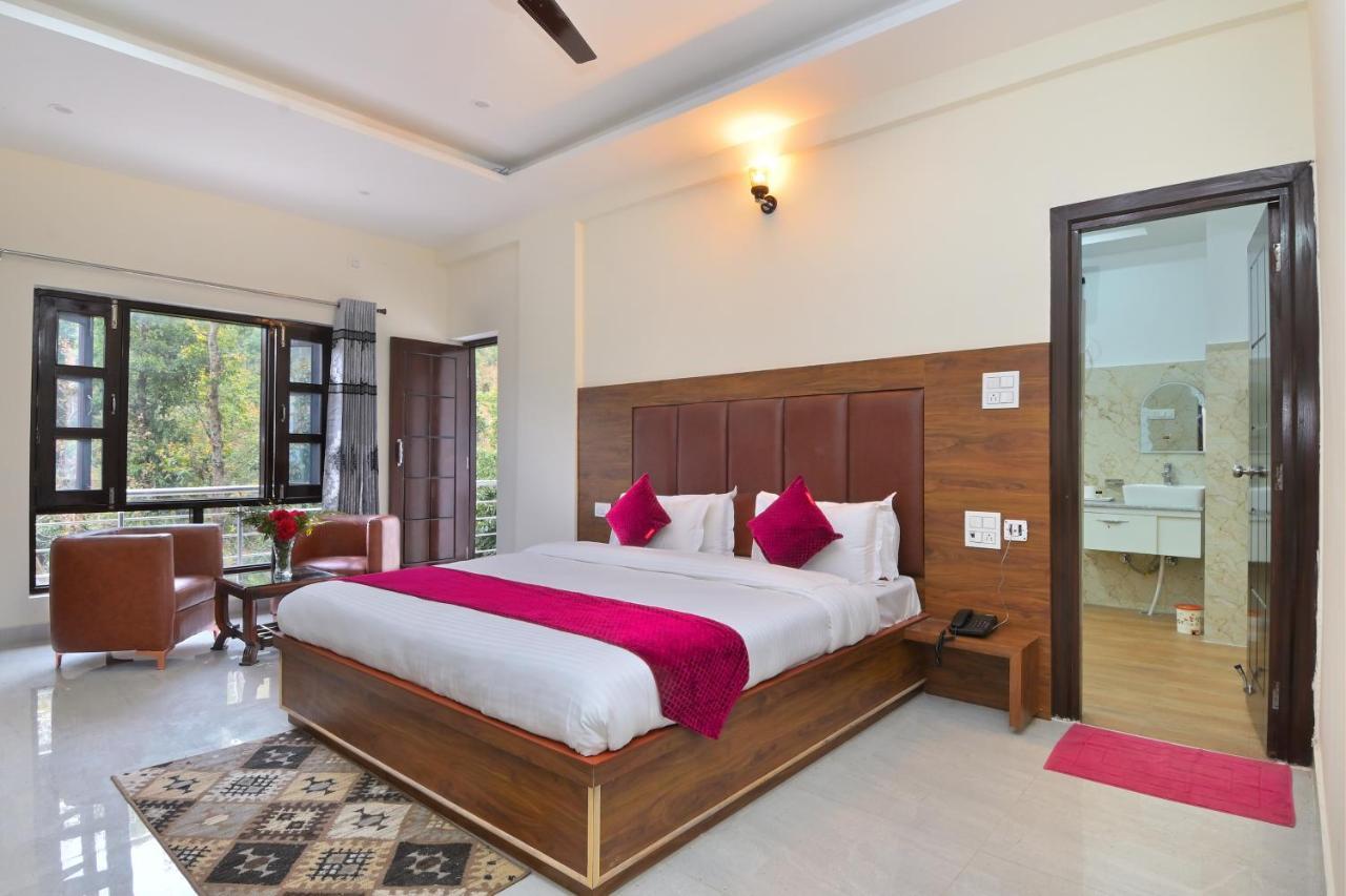 דאנאולטי La Riqueza Dhanolti View # Near To Eco Park & Surkanda Devi Temple # Mountain View Rooms With Balcony # Big Parking # Customer Favourite Hotel מראה חיצוני תמונה