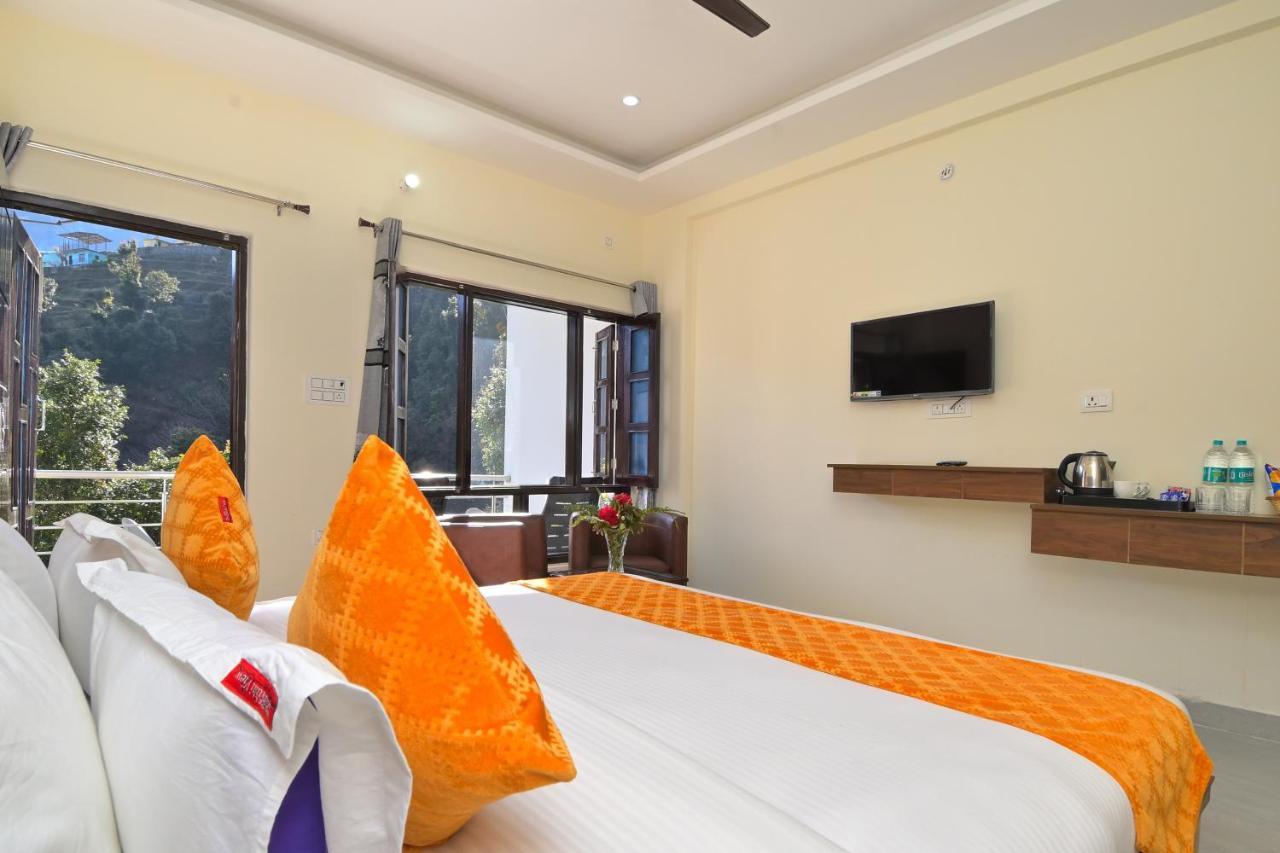 דאנאולטי La Riqueza Dhanolti View # Near To Eco Park & Surkanda Devi Temple # Mountain View Rooms With Balcony # Big Parking # Customer Favourite Hotel מראה חיצוני תמונה
